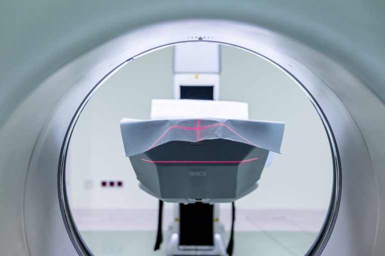 Here's How To Get An MRI Without Insurance And How Much It Costs - Retirement Savvy